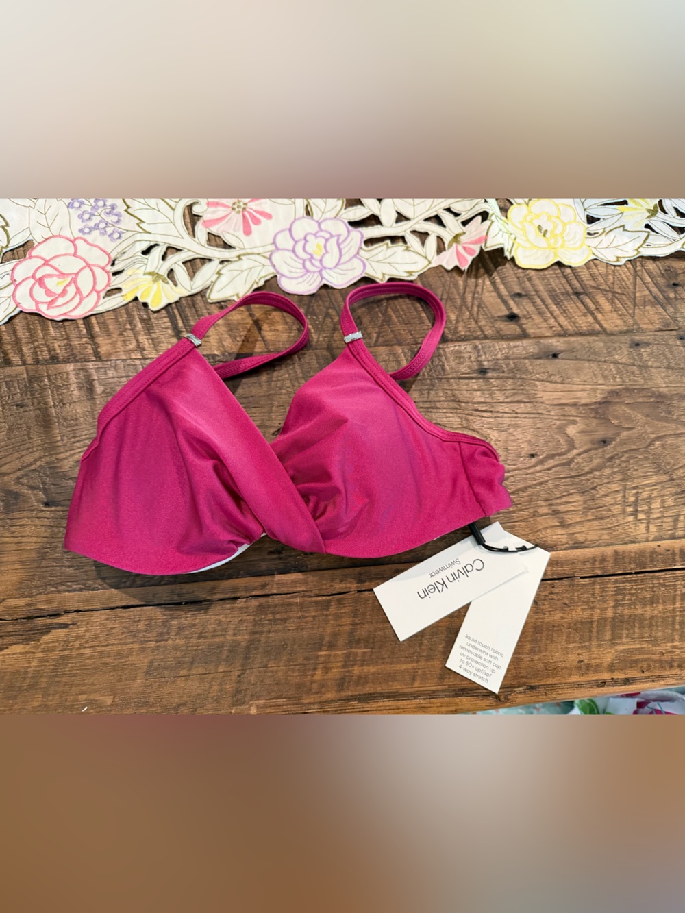 Calvin Klein Women's Magenta Wireless Lightly Lined swimsuit top